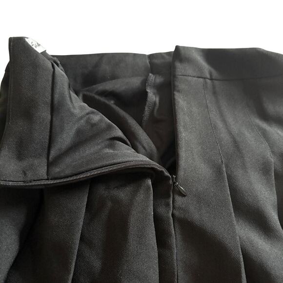 Miniskirt Pleated Medium Whimsigoth rave grunge Y2K unif brandymelville  Black - Picture 11 of 12